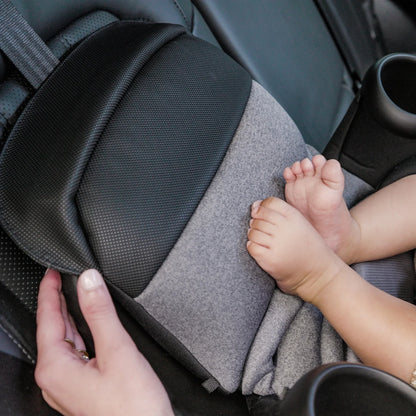 Gold Revolve360 Extend All-In-One Rotational Car Seat with Sensorsafe (Sapphire)